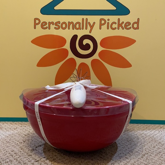 Rae Dunn MERRY CHRISTMAS Mixing Bowl With Whisk - Picture 2 of 8